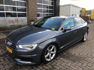 skadebil auto Audi A3 LIMOUSINE 2015/7