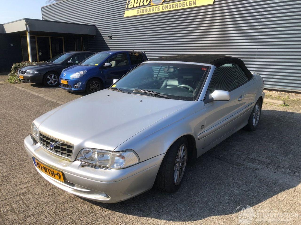 Volvo C-70 