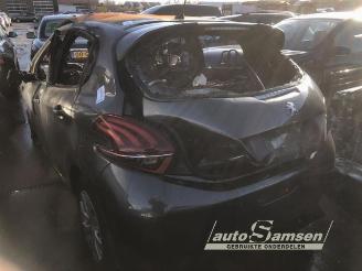 Salvage car Peugeot 208 208 I (CA/CC/CK/CL), Hatchback, 2012 / 2019 1.2 Vti 12V PureTech 82 2017/1