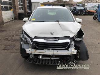 Peugeot 108 108, Hatchback, 2014 1.0 12V VVT-i picture 2