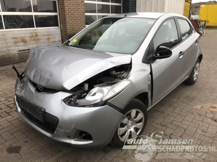 Mazda 2 2 (DE), Hatchback, 2007 / 2015 1.3 16V S-VT
