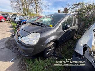 Vrakbiler auto Renault Modus Modus/Grand Modus (JP), MPV, 2004 / 2012 1.2 16V TCE 100 2008/4