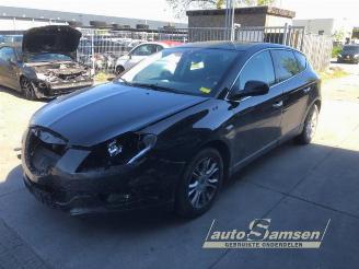 Vrakbiler auto Lancia Delta Delta (844), Hatchback, 2008 / 2014 1.4 MultiAir 16V 2011/2
