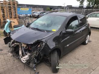 Autoverwertung Renault Clio Clio III (BR/CR), Hatchback, 2005 / 2014 1.2 16V 75 2010/1
