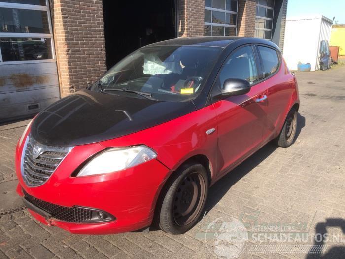 Lancia Ypsilon Ypsilon (312), Hatchback, 2011 0.9 TwinAir 85