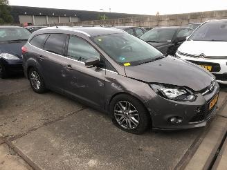 Unfallwagen Ford Focus  2012/5