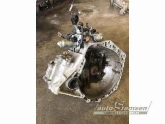 Toyota Yaris Yaris II (P9), Hatchback, 2005 / 2014 1.3 16V VVT-i picture 15
