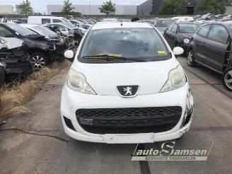 Peugeot 107 107, Hatchback, 2005 / 2014 1.0 12V picture 2