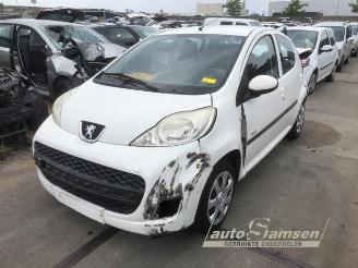Sloopauto Peugeot 107 107, Hatchback, 2005 / 2014 1.0 12V 2011/2