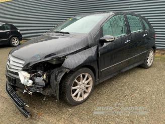Mercedes B-klasse B (W245), Hatchback, 2005 / 2011 1.7 B-170 16V picture 2