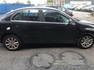 Volkswagen Jetta Jetta III (1K2), Sedan, 2005 / 2010 1.6 FSI 16V picture 8