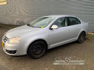 Volkswagen Jetta Jetta III (1K2), Sedan, 2005 / 2010 2.0 16V FSI picture 2