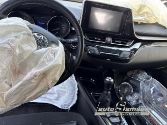 Toyota C-HR C-HR (X1,X5), SUV, 2016 1.2 16V Turbo picture 10
