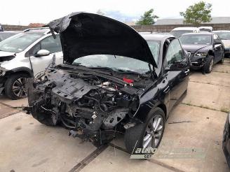 Vrakbiler auto Renault Mégane Megane IV (RFBB), Hatchback 5-drs, 2015 1.2 Energy TCE 130 2016/5