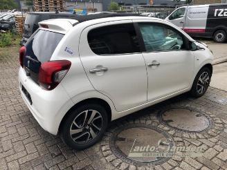 Peugeot 108 108, Hatchback, 2014 1.0 12V picture 4