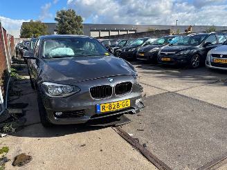krockskadad bil auto BMW 1-serie  2013/9
