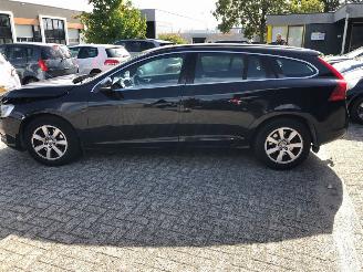 Volvo V-60  picture 9
