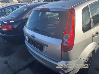 Ford Fiesta  picture 8