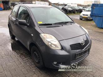  Toyota Yaris Yaris II (P9), Hatchback, 2005 / 2014 1.0 12V VVT-i 2008/10