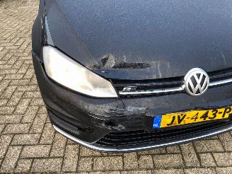 Volkswagen Golf  picture 3