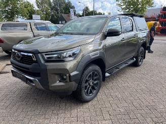 skadebil bedrijf Toyota Hilux 2.8 D-4D 150KW DOUBLE CAB.  AUT. NAVI KLIMA LEER. 4WD 2023/3