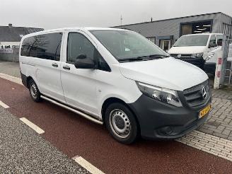 Coche accidentado Mercedes Vito TOURER 116 CDI 120KW AUT.  BRIEF 8 PERS. PKW LANG. 2017/3