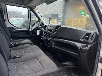 Iveco Daily 35C15 3.0D 107KW KOFFER LAADKLEP LBW KLIMA MARGE AUTO! picture 6