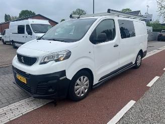 krockskadad bil bedrijf Peugeot Expert 2.0 BLUEHDI 90KW L2H1 DC LANG AIRCO KLIMA EURO6 2017/6
