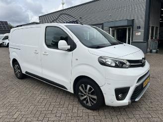 damaged commercial vehicles Toyota Proace 2.0 D-4D 90KW  AIRCO KLIMA NAVI EURO6 2020/3