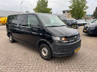krockskadad bil bedrijf Volkswagen Transporter 2.0 TDI 110KW L2H1 LANG AIRCO KLIMA EURO6 2017/6