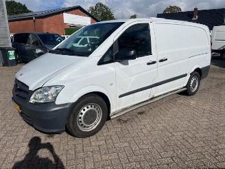 Vaurioauto  commercial vehicles Mercedes Vito 122  3.0 CDI 165KW  AUT. LANG AIRCO KLIMA 2014/10