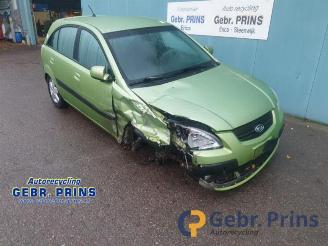 Kia Rio Rio II (DE), Hatchback, 2005 / 2011 1.4 16V picture 2