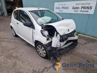 Peugeot 107 107, Hatchback, 2005 / 2014 1.0 12V picture 4