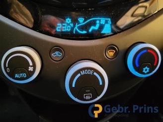 Chevrolet Spark Spark (M300), Hatchback, 2010 1.2 16V picture 10