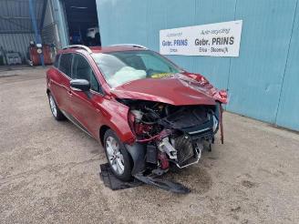 demontáž osobní automobily Renault Clio Clio IV Estate/Grandtour (7R), Combi 5-drs, 2012 / 2021 0.9 Energy TCE 90 12V 2017/2