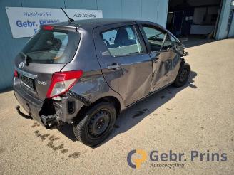 Auto da rottamare Toyota Yaris Yaris III (P13), Hatchback, 2010 / 2020 1.33 16V Dual VVT-I 2011/10