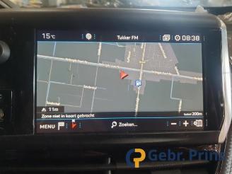 Peugeot 2008 2008 (CU), MPV, 2013 / 2019 1.2 12V e-THP PureTech 110 picture 9