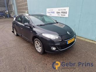 Démontage voiture Renault Mégane Megane III Grandtour (KZ), Combi 5-drs, 2008 / 2016 1.5 dCi 110 2014/3