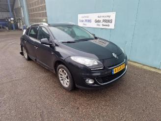 Auto da rottamare Renault Mégane Megane III Grandtour (KZ), Combi 5-drs, 2008 / 2016 1.5 dCi 110 2014/3