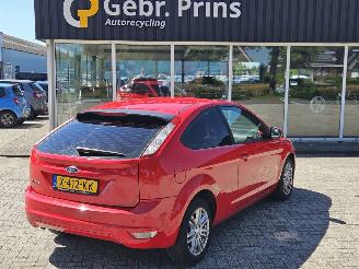 Schadeauto Ford Focus 1.4 16V Hatchback  Benzine 1.388cc 59kW (80pk) 2008/5