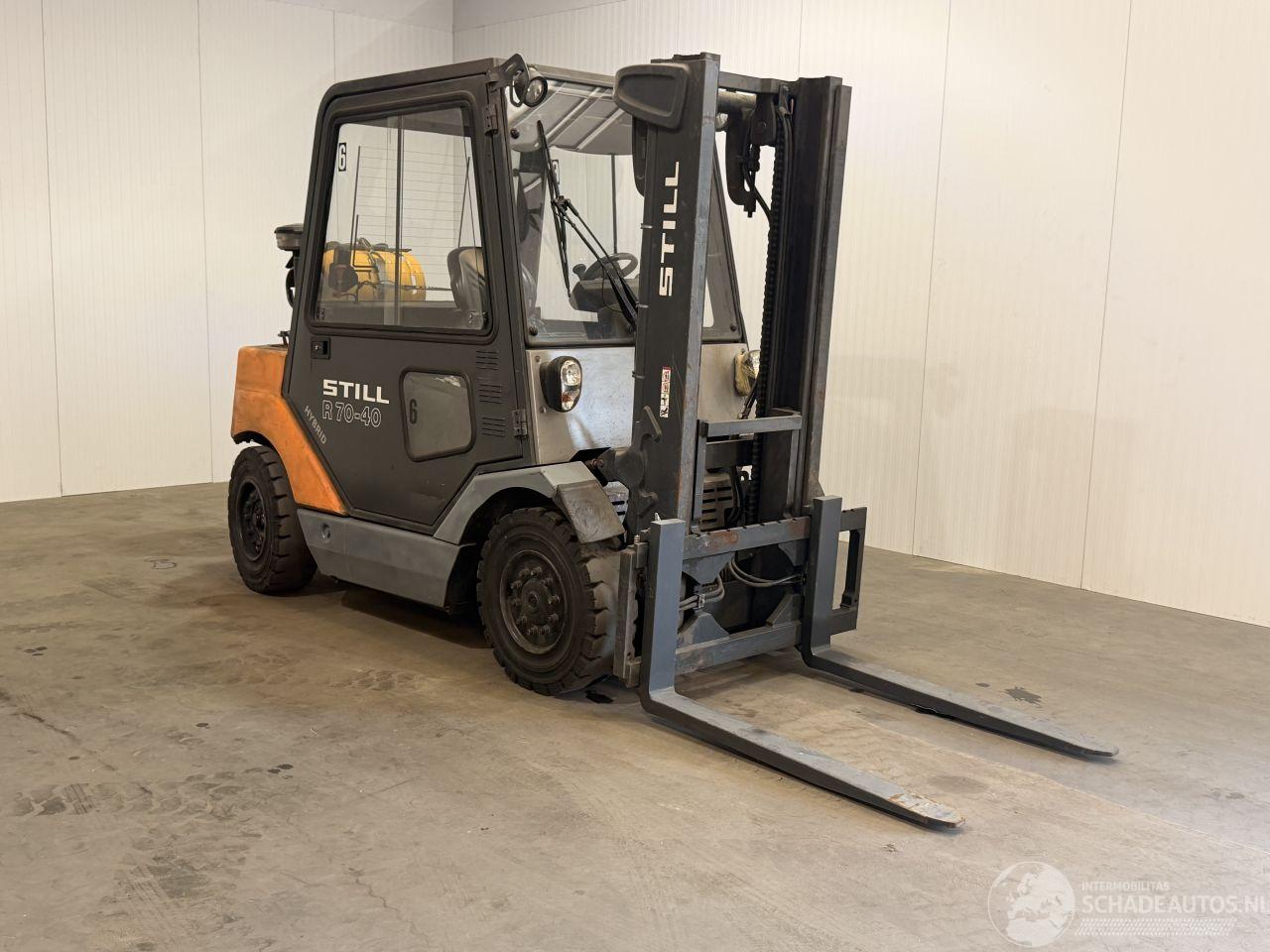 Still  R70 - 40 Hybrid/LPG Heftruck