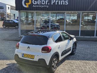 Schadeauto Citroën C3 1.2 Vti 12V PureTech Hatchback  Benzine 1.199cc 61kW (83pk) 2020/2