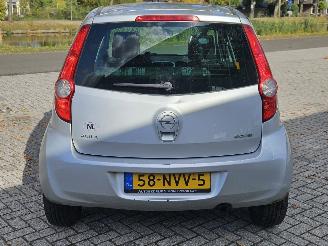Opel Agila 1.2 16V MPV  Benzine 1.242cc 69kW (94pk) FWD picture 6