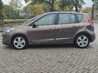 Renault Mégane Scénic 1.4 16V TCe 130 MPV  Benzine 1.397cc 96kW (131pk) FWD picture 7