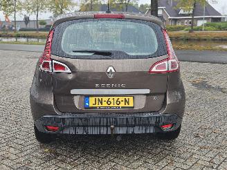 Renault Mégane Scénic 1.4 16V TCe 130 MPV  Benzine 1.397cc 96kW (131pk) FWD picture 4