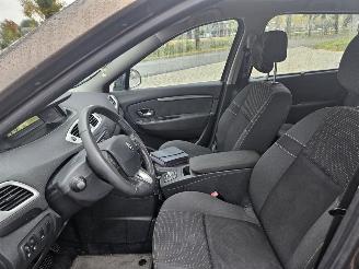 Renault Mégane Scénic 1.4 16V TCe 130 MPV  Benzine 1.397cc 96kW (131pk) FWD picture 9