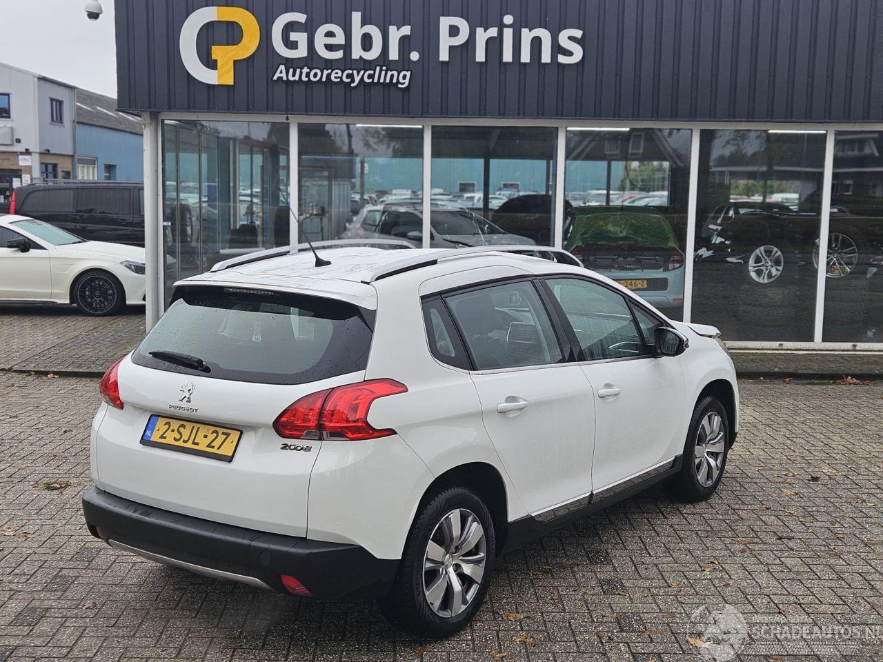 Peugeot 2008 1.2 Vti 12V PureTech 82 MPV  Benzine 1.199cc 60kW (82pk) FWD