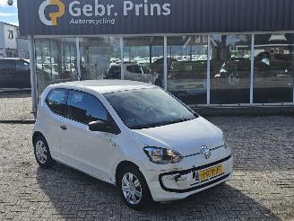 Schadeauto Volkswagen Up! 1.0 12V 60 Hatchback  Benzine 999cc 44kW (60pk) FWD 2011-08/2020-08  CHYA1.0 12V 60 Hatchback  Benzine 999cc 44kW (60pk) FWD 2012/3