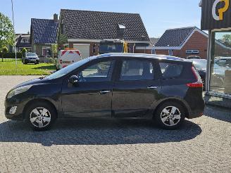 Renault Scenic 1.4 16V TCe 130 MPV  Benzine 1.397cc 96kW (131pk) FWD picture 11