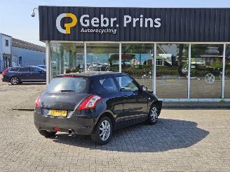 Schadeauto Suzuki Swift 1.2 16V Hatchback  Benzine 1.242cc 69kW (94pk) FWD 2011/3
